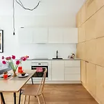 #stayhere - Modern Designer 1bdr In Artistic District Apartment
